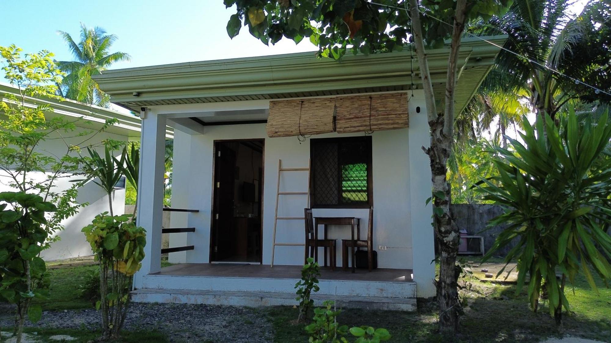 Отель General'S Hideout Siargao Генерал-Луна Экстерьер фото